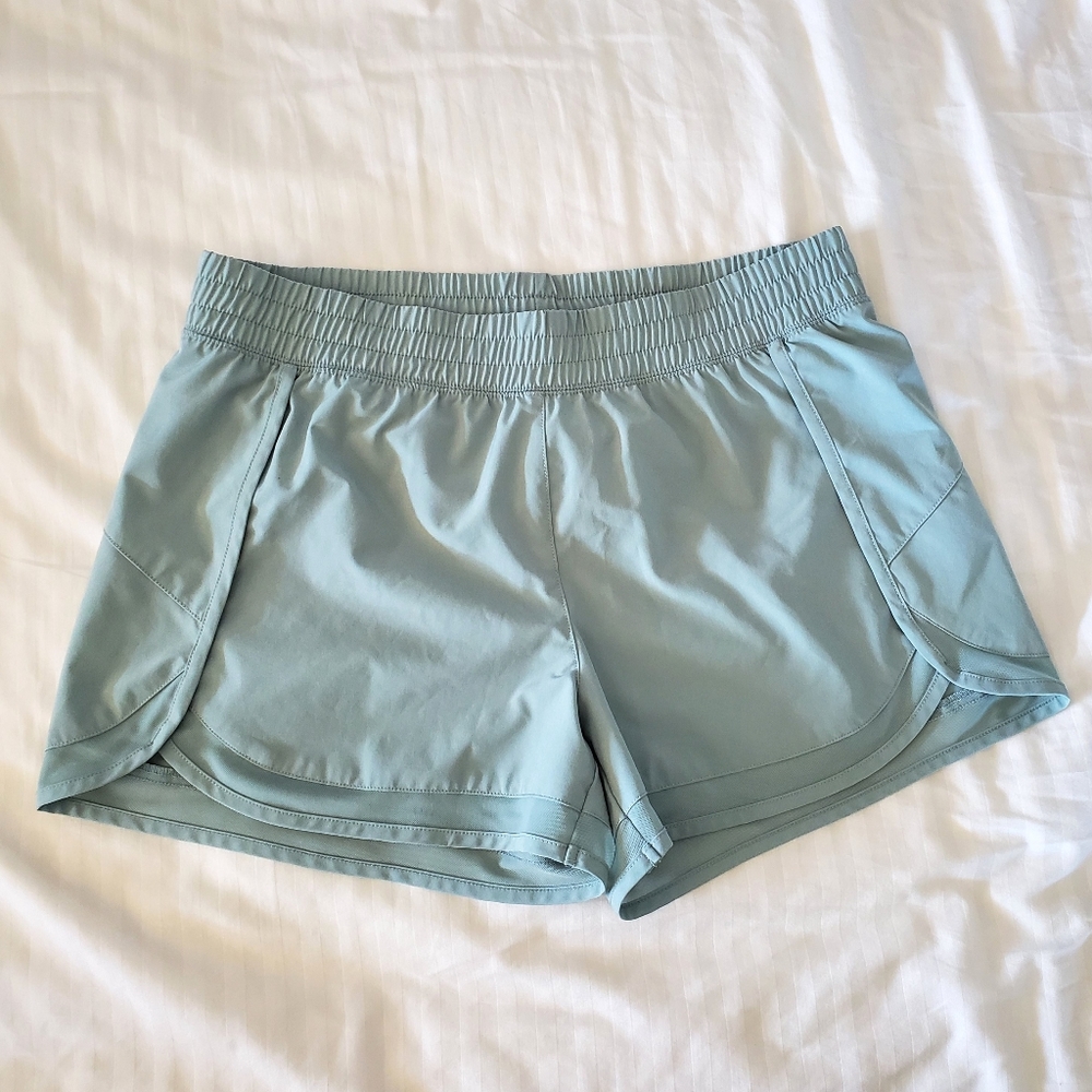 Gaiam Warrior yoga running workout shorts